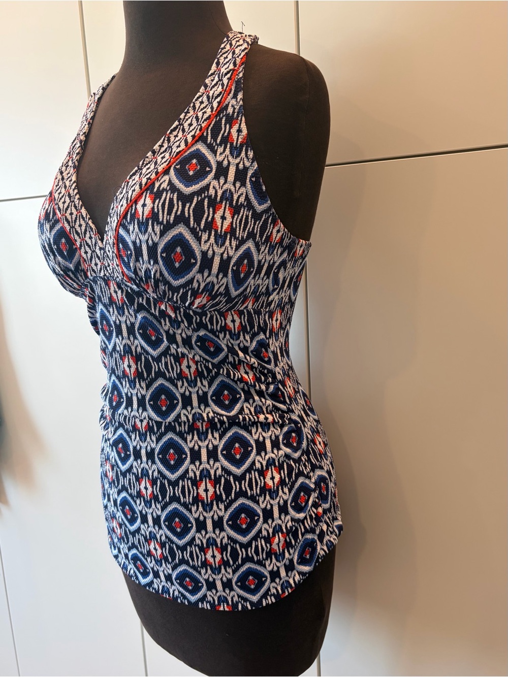 NWT Tommy Bahama Island Cays Ikat Reversible Tankini Set Size M Navy Blue Resort